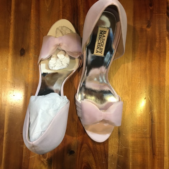 NWT Badgley Mischka Zandra Pump - Picture 2 of 7